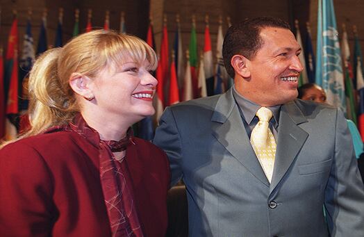  Marisabel Rodríguez y Hugo Chávez durante la campaña presidencial de 1998.
