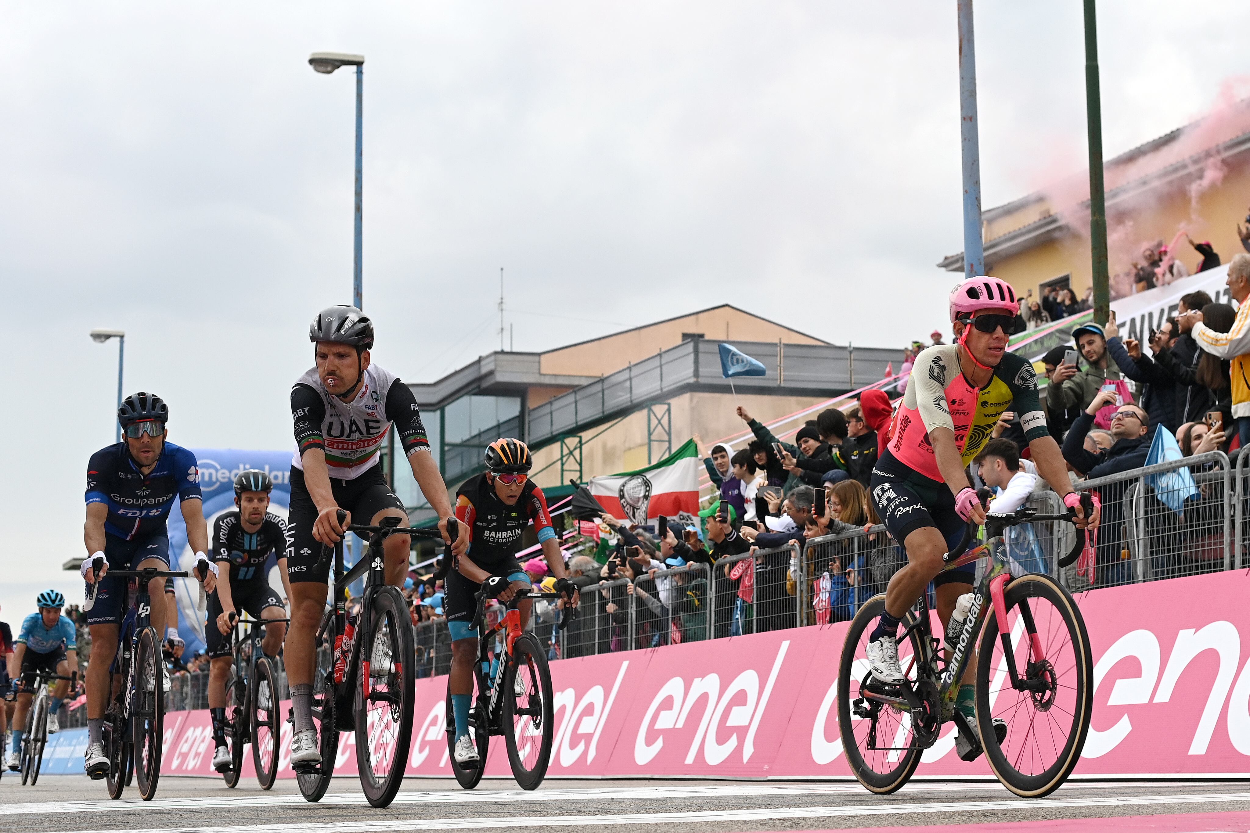 Santiago Buitrago llegó cerca de Rigoberto Urán.