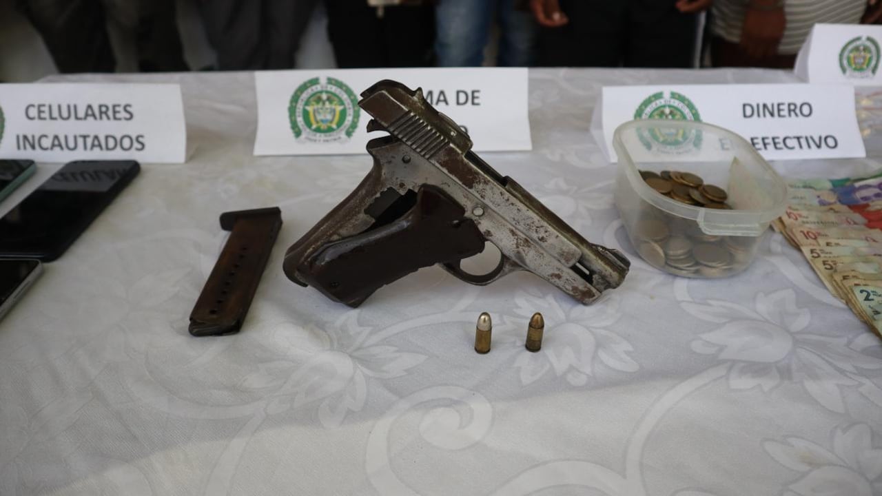 El país tiene nuevo decreto para el porte de armas de fuego.