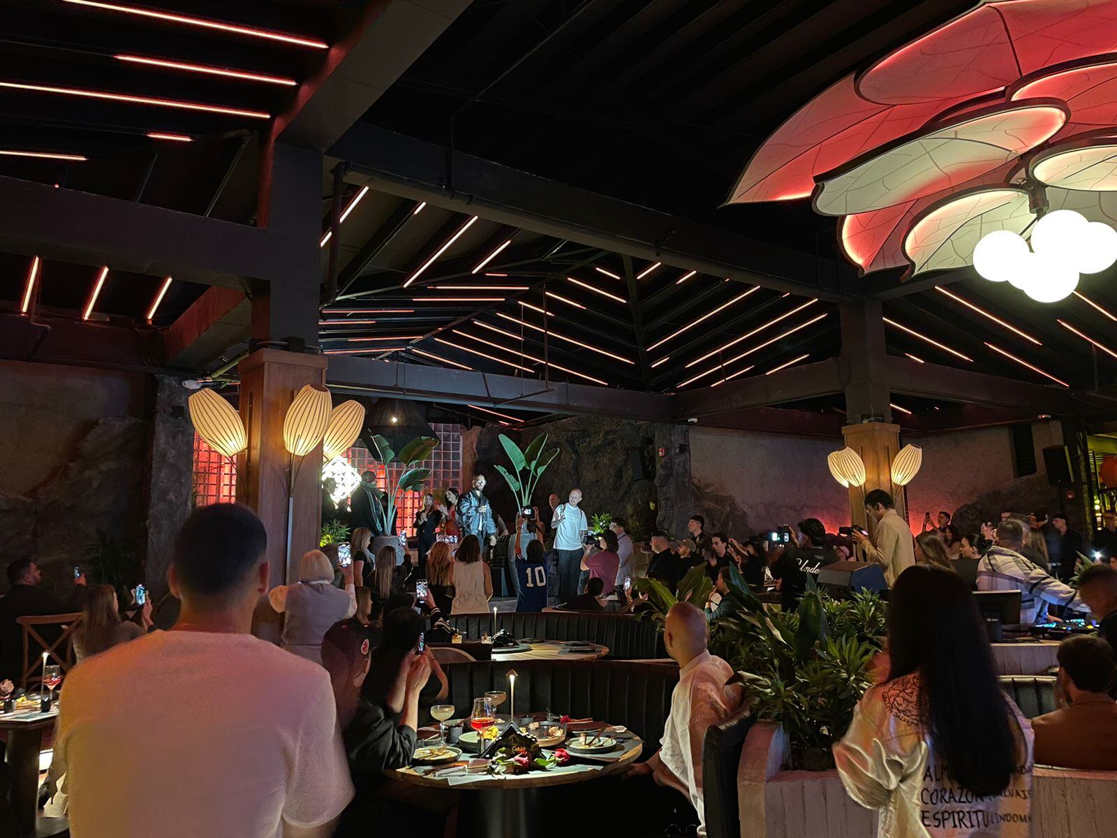 Restaurante Casa Eterna de Maluma