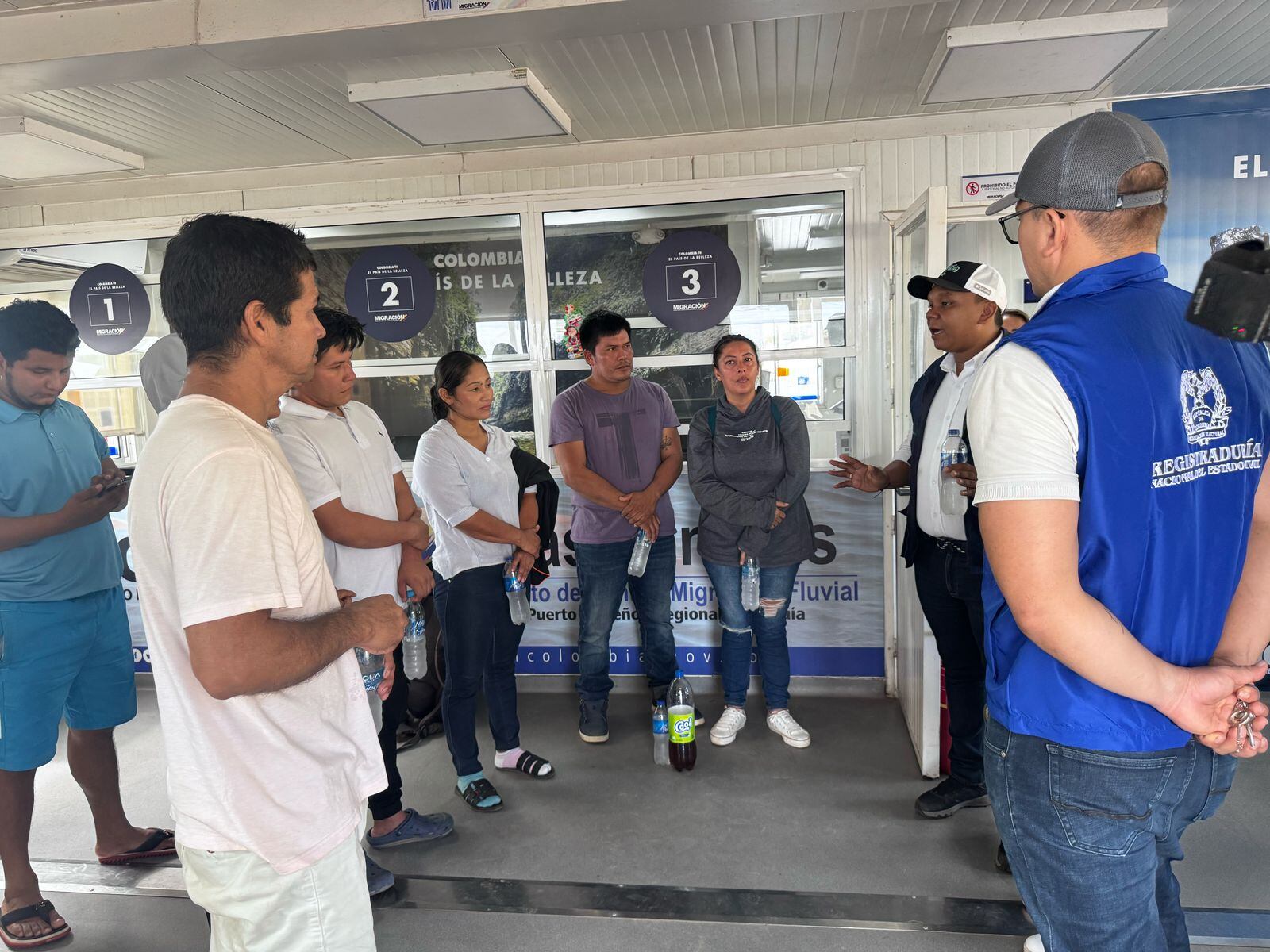 Los siete colombianos que habían sido detenidos en Venezuela señalados de dedicarse a la minería ilegal fueron liberados y trasladados a Colombia.