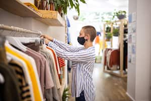 Hay quienes prefieren el estampado de rayas vertical en vez de horizontal. Getty Images.