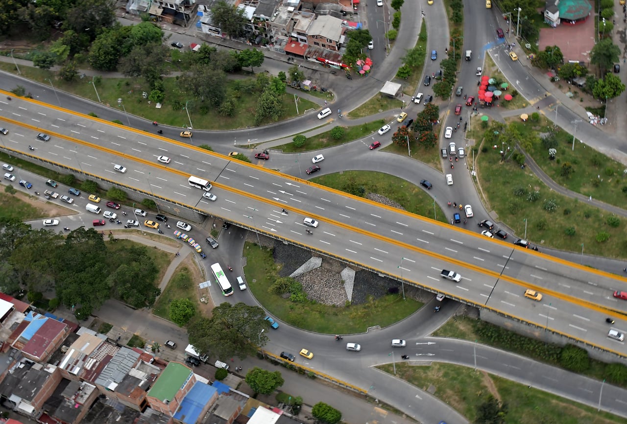 Diferentes imágenes del Cali desde el Aire. Fotos Raúl Palacios / El Pais / 15 de Junio del 2023 Cali.