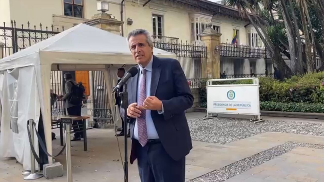 Luis Fernando Velasco ministro del Interior