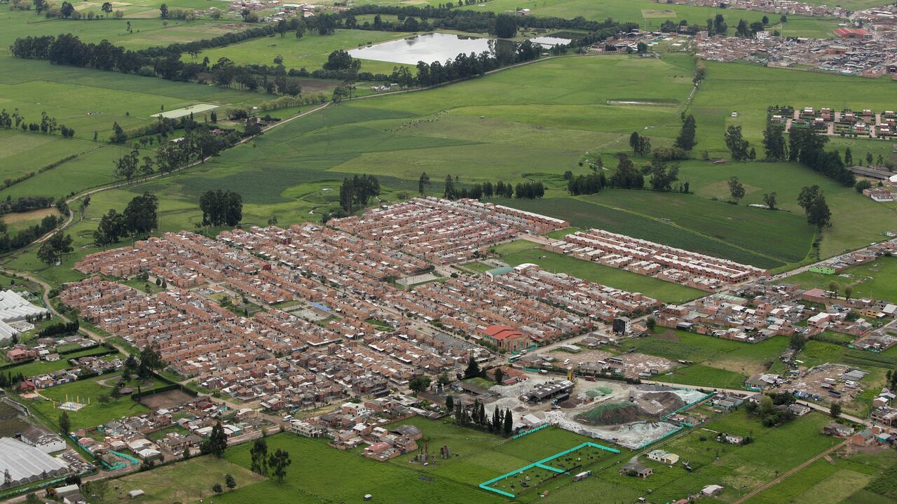 ZIPAQUIRA
FOTOS AEREAS
PANORAMICA SABANA CUNDINAMARCA