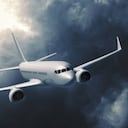 Una mujer empezó sentir contracciones anticipadas, luego de altercado en pleno vuelo (imagen de referencia aviones).