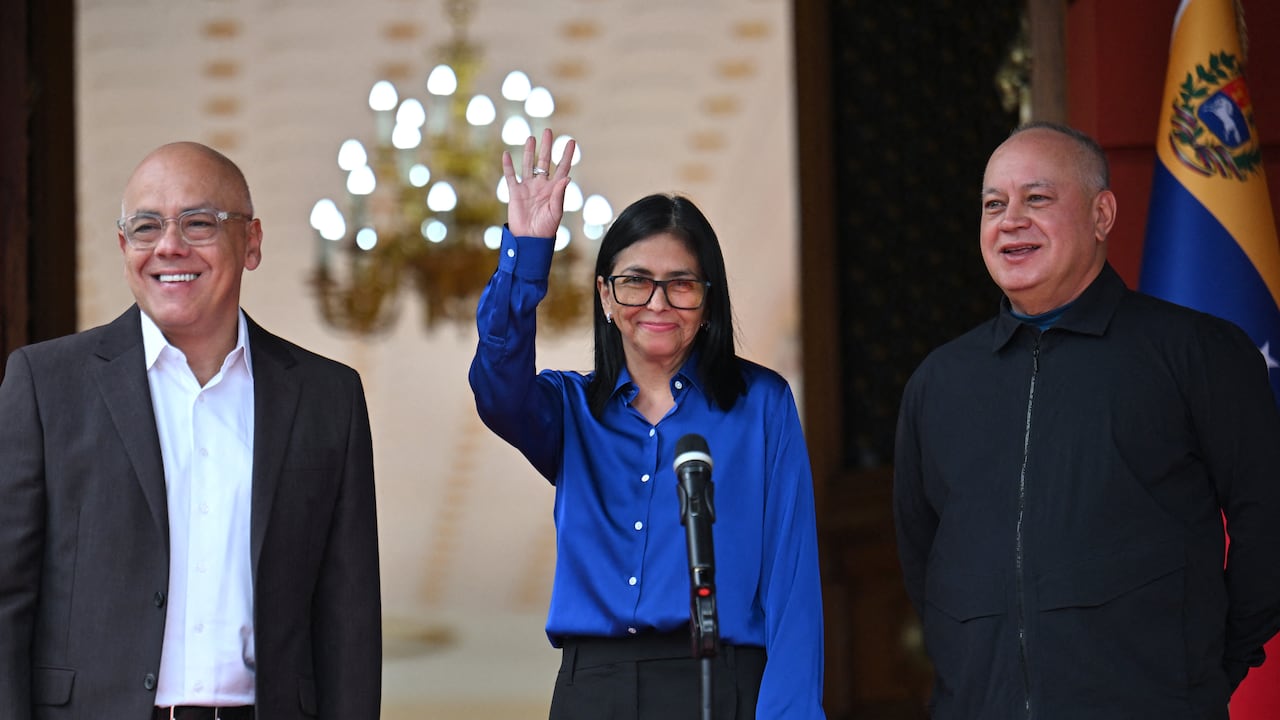 El chavismo está con Delcy Rodríguez, así confirmó Diosdado Cabello (Photo by Juan BARRETO / AFP)