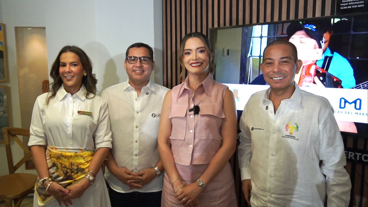 La Fundación Cocha Molina lideró un encuentro que podría marcar un antes y un después en la gestión cultural de Valledupar. En la foto de izquierda a derecha: Diana Molina, gerente del Fondo Bienestar; Fabián Dangond, consultor de Economía Creativa; Julieth Peraza, gestora cultural y directora ejecutiva de la Fundación Cocha Molina y, Juan Carlos Ospino, director de Carnaval de Barranquilla.