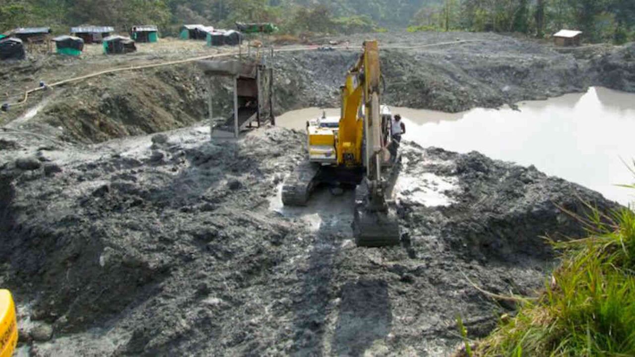 Actualmente pareciera que Colombia estuviera ordenando su territorio a partir de títulos mineros y contratos petroleros. Foto: archivo/Semana.