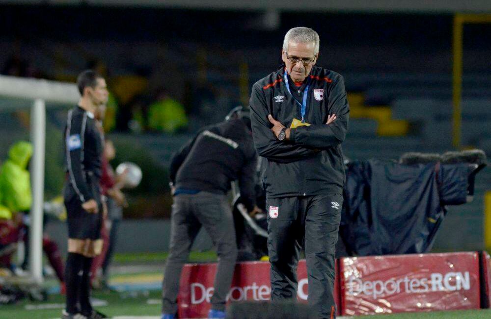 Gregorio Pérez, técnico uruguayo que tiene soñando a los hinchas cardenales con la estrella 10. foto: Diana Rey Melo.