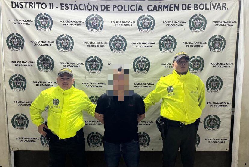 El docente fue capturado por liderar una red de corrupción que tramitaba el traslado de otros profesores en todo el país.