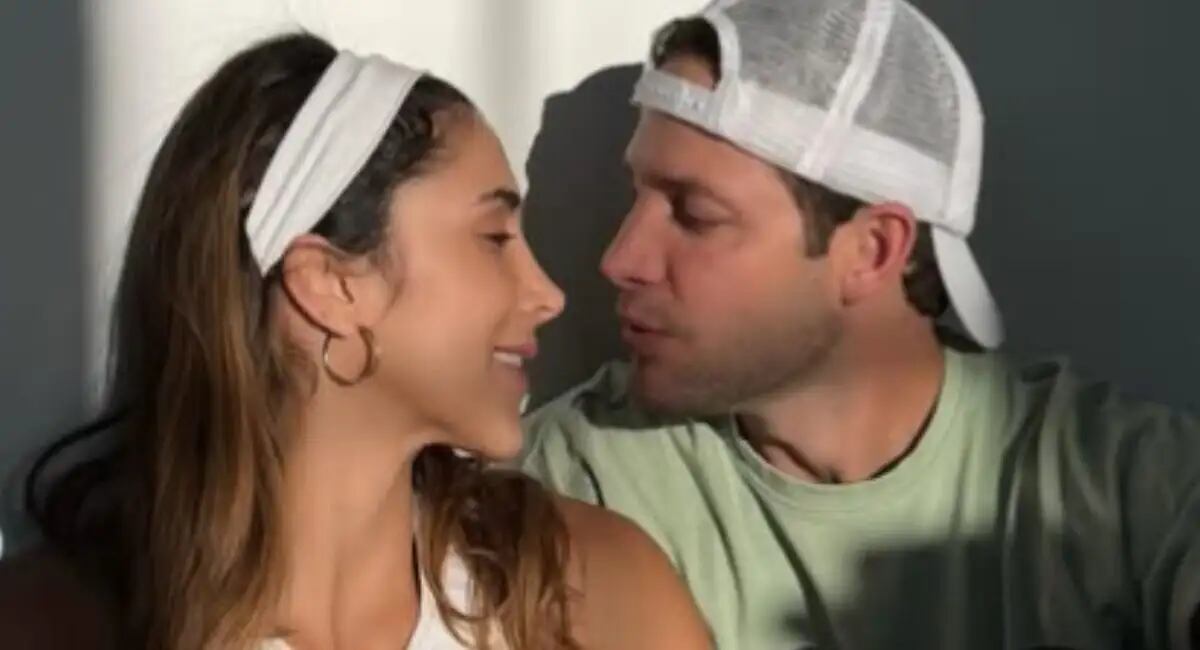 La empresaria colombiana y el actor venezolano protagonizaron un emotivo momento al anunciar una nueva etapa en su relación amorosa, mientras la madre de James Rodríguez no ocultó su alegría ante el acontecimiento.