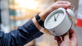 Para muchos estadounidenses, el cambio de horario de verano es una señal inequívoca de que la temporada cálida está a la vuelta de la esquina.