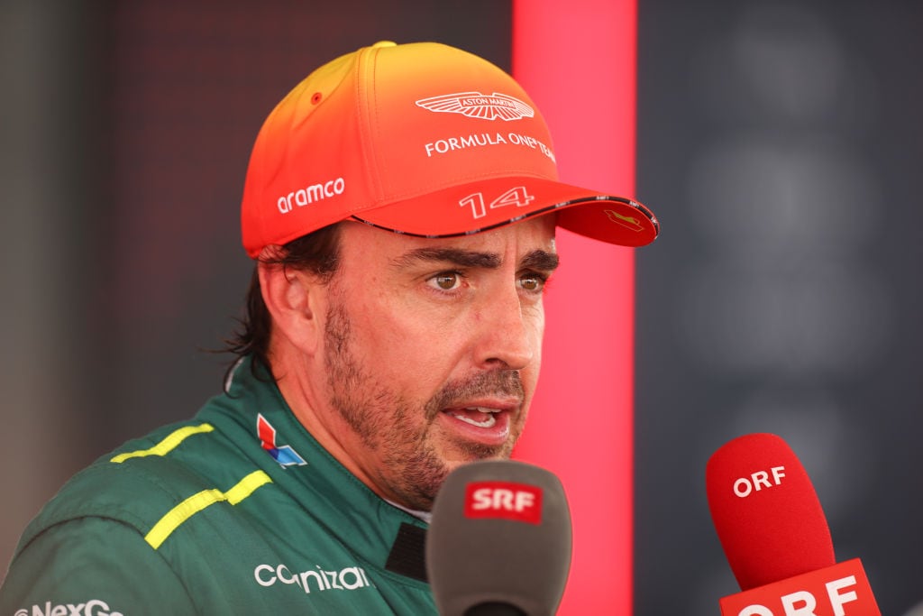 Fernando Alonso durante la clasificación del Gran Premio de España de F1 en el Circuito de Barcelona-Catalunya.
