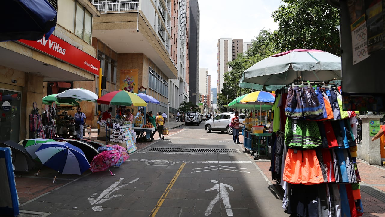 COMERCIO