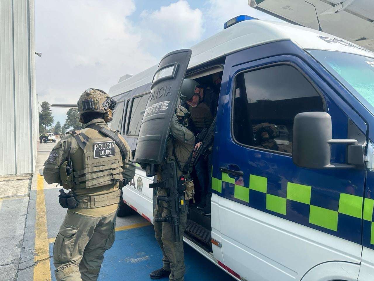 Salvatore Mancuso llegó a Colombia.