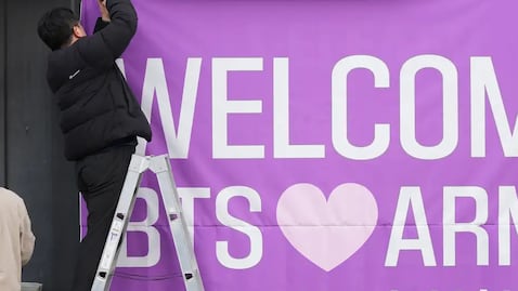 BTS, considerado el grupo surcoreano más exitoso de la historia y que no visita Chile desde hace más de una década, tiene un 'ejército' de seguidores por todo del mundo, incluido el país sudamericano.