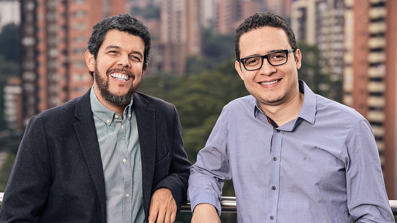 Jorge Soto y Santiago Villegas, fundadores de la compañía de tecnología Alegra, recibieron 250 millones de pesos de 147 inversionistas que los financiaron bajo un modelo de crowdfunding. Usaron la plataforma A2censo.