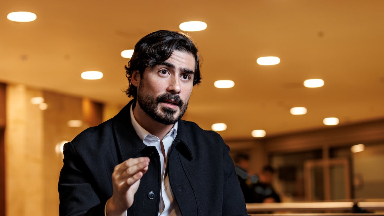 Samuel Adrián, creador de contenido mexicano, puso en evidencia los tratamientos que se practican a menores de edad en Colombia.