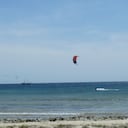 La práctica del Windsurf o Kindsurf es popular en las playas de Aruba, algunos operadores ofrecen talleres para principiantes y alquiler de los equipos. (Foto: Juan Manuel Vargas)
