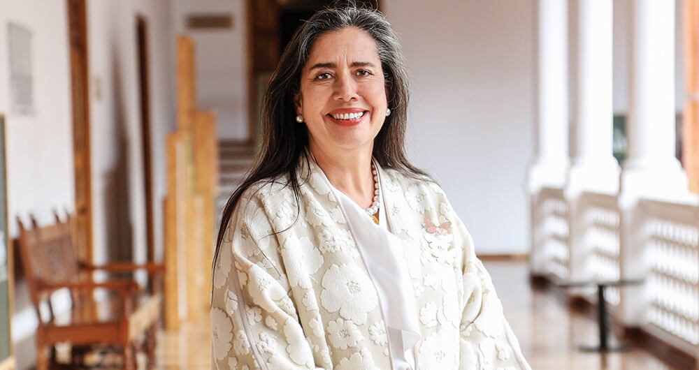 Ana Isabel Gómez, es médica cirujana con especialización en Pediatría.