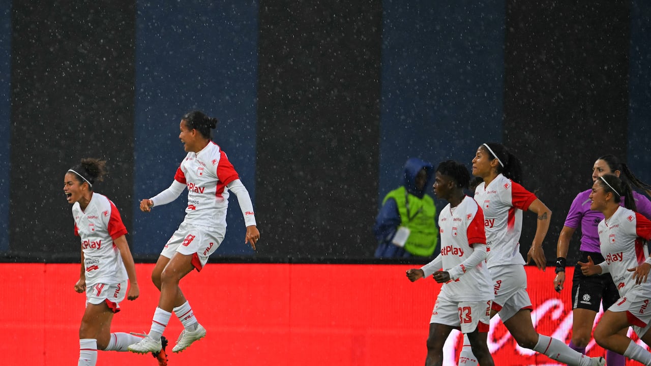 Independiente Santa Fe Femenino celebrando el paso a la semifinal de Copa Libertadores vs. Palmeiras