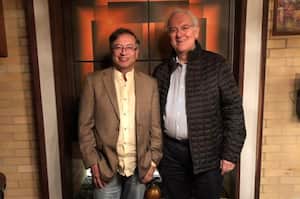 El presidente electo Gustavo Petro y el ministro de Hacienda en su gobierno, José Antonio Ocampo.