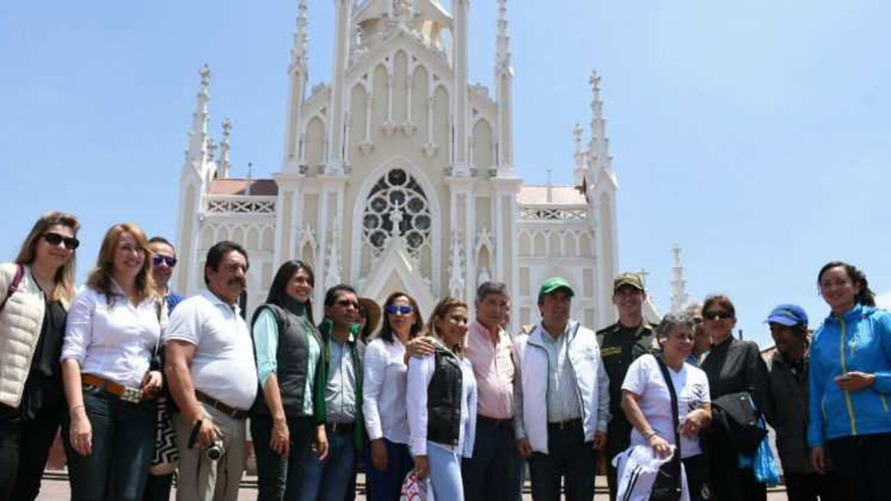 El ministro para el posconflicto, Rafael Pardo viajó con la viceministra de Comercio, Industria y Turismo, Sandra Howardt y sus equipos de trabajo.