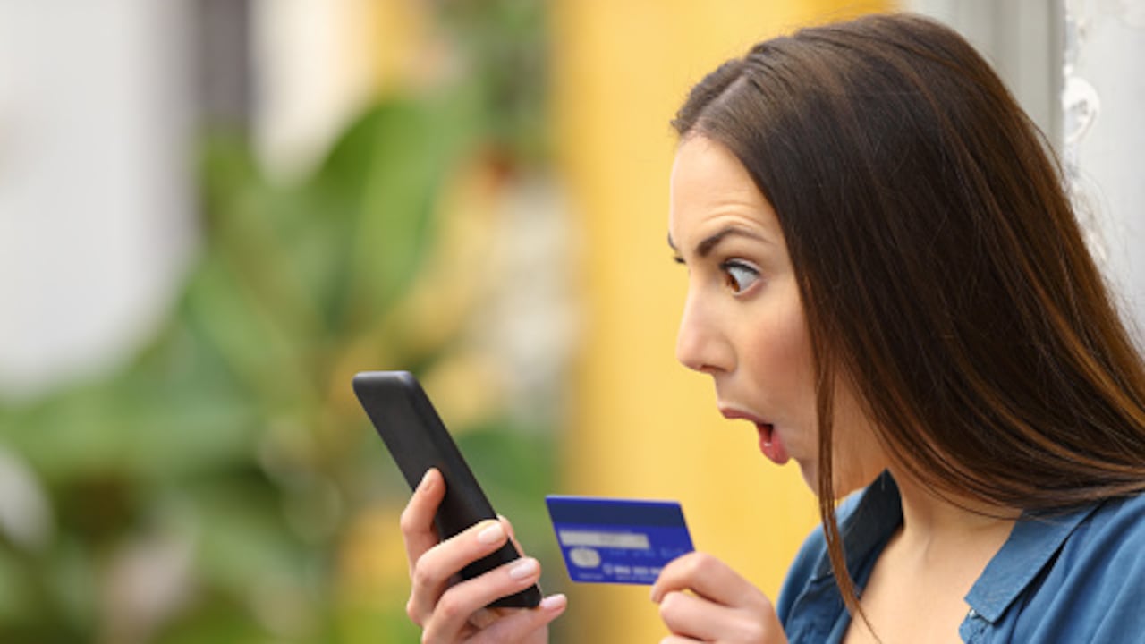 El teléfono almacena información personal.