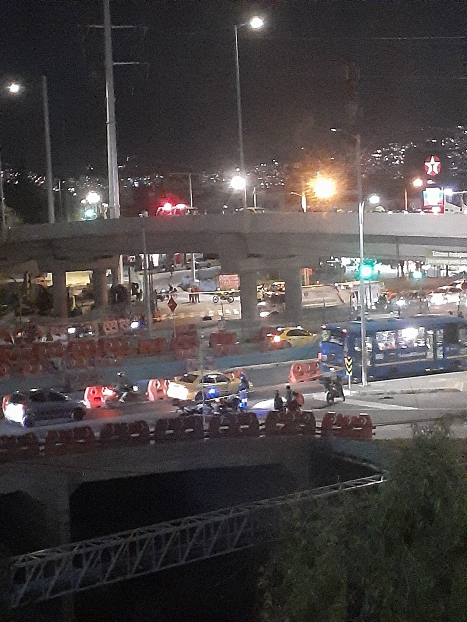 Puente de la Calle 3 con Avenida 68