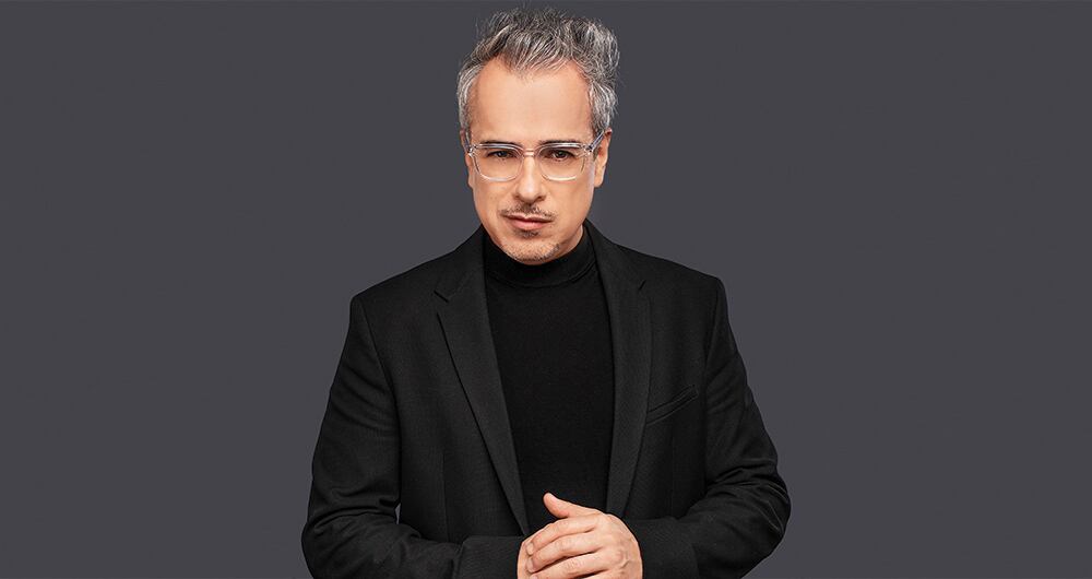 Jorge Enrique Abello tiene 55 años y en la televisión colombiana ha consolidado su carrera actoral gracias a recordados personajes en producciones como Betty, la fea; En los tacones de Eva y La costeña y el cachaco.