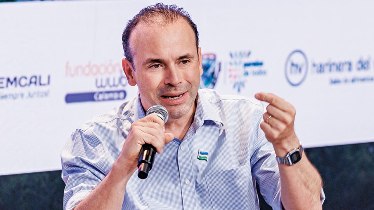 Alcaldía de Cali anunció la entrega de distintos vehículos y elementos de protección con el fin de fortalecer la seguridad de la ciudad.