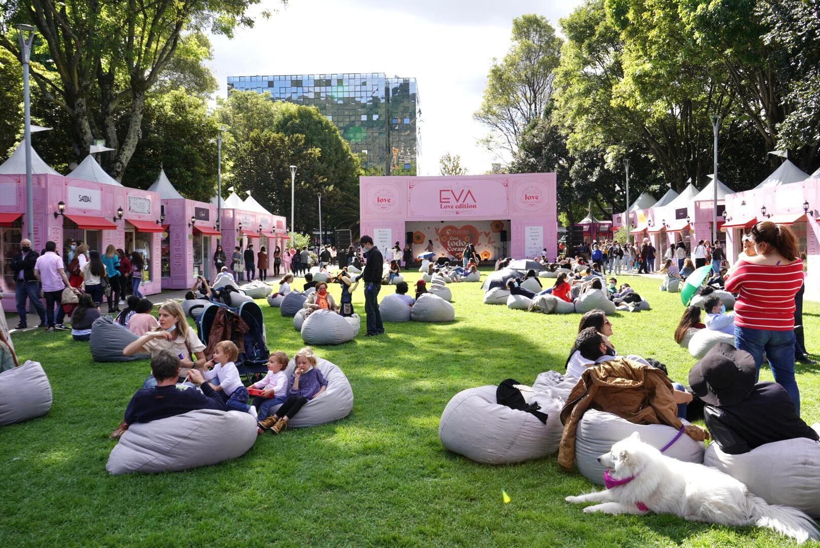 La Feria Eva realizará su última versión del año con más de 400 emprendimientos