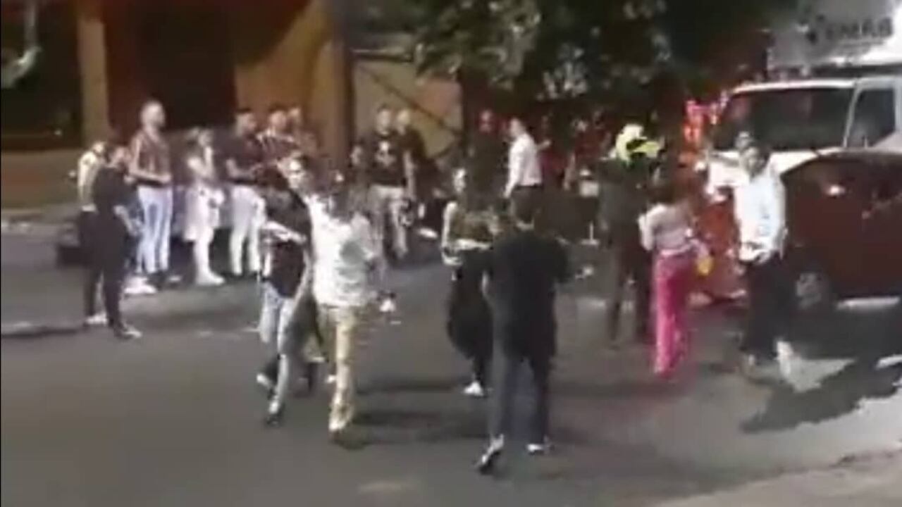 Este nuevo hecho involucra a algunas mujeres.
