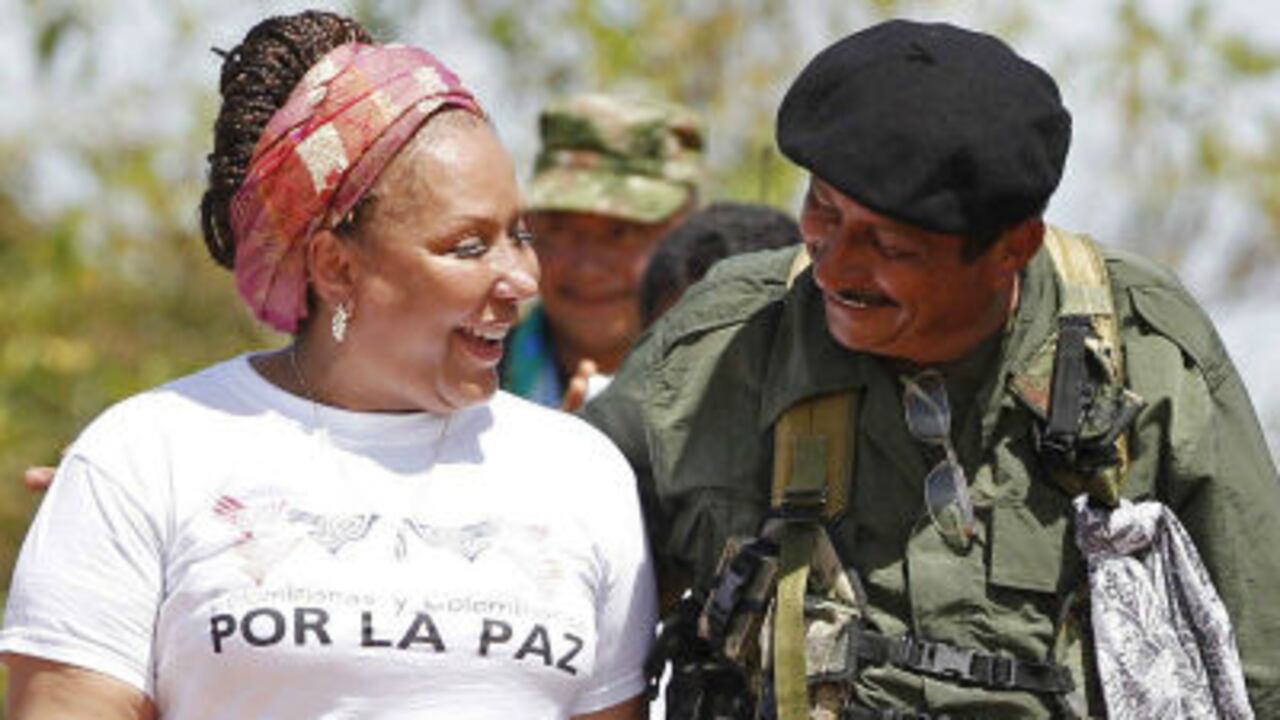 El encuentro de la exsenadora Piedad Córdoba y Pedro Nel Daza Martínez, conocido como el comandante ‘Jairo’ o ‘Jairo Martínez’.