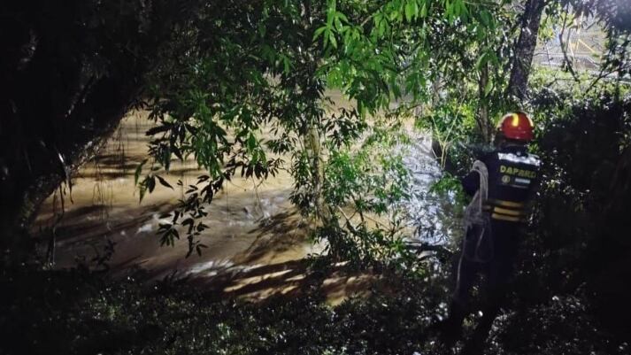 El caso de la estudiante de la UDEA no ha sido el único en estos últimos días en Barbosa. Hace tres días encontraron el cuerpo del obrero identificado como Clemente Ángel Muñoz, quien fue encontrado sin vida en el sector La Esmeralda.