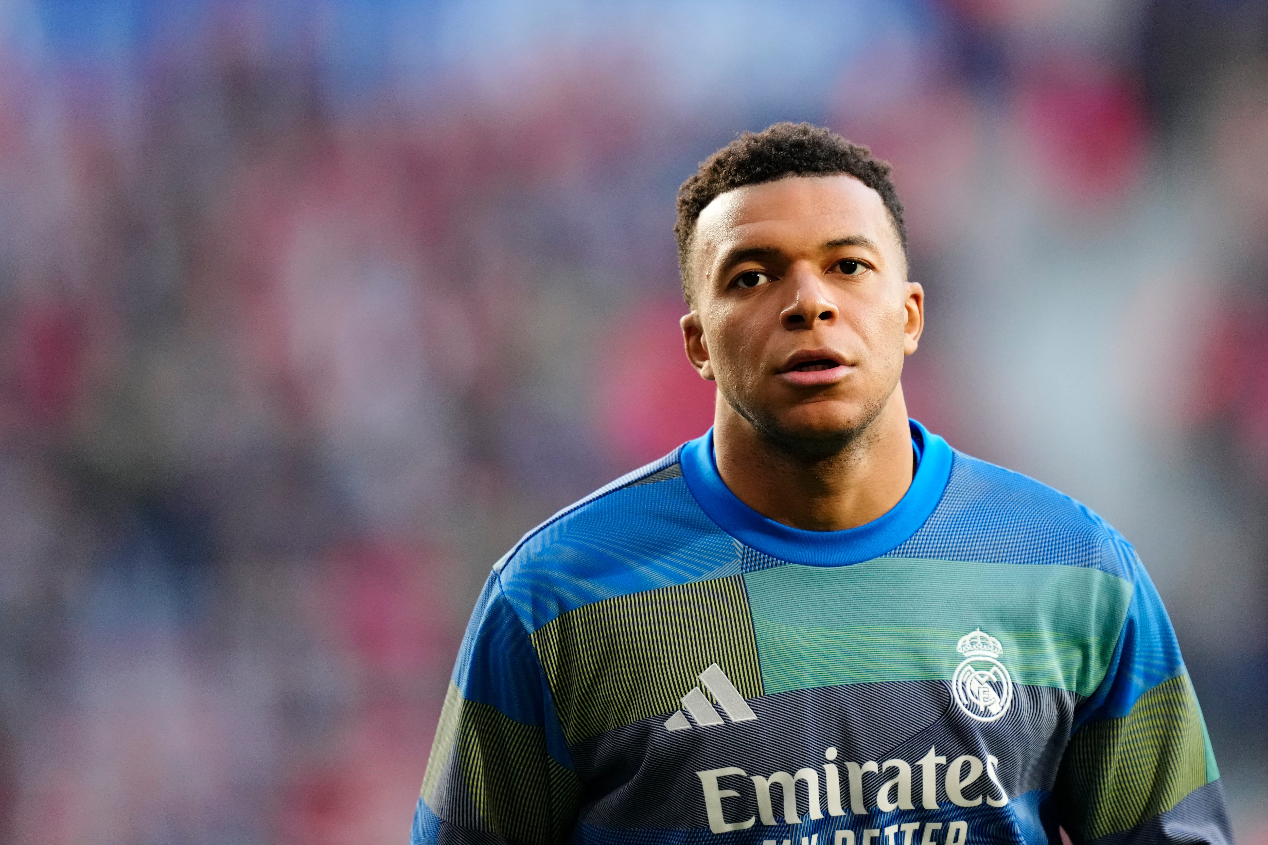Kylian Mbappe centre-forward of Real Madrid and France during the warm-up before  the LaLiga EA Sports match between CA Osasuna and Real Madrid CF at Estadio El Sadar on February 21, 2026 in Pamplona, Spain. (Photo by Jose Breton/Pics Action/NurPhoto) (Photo by Jose Breton / NurPhoto via AFP)