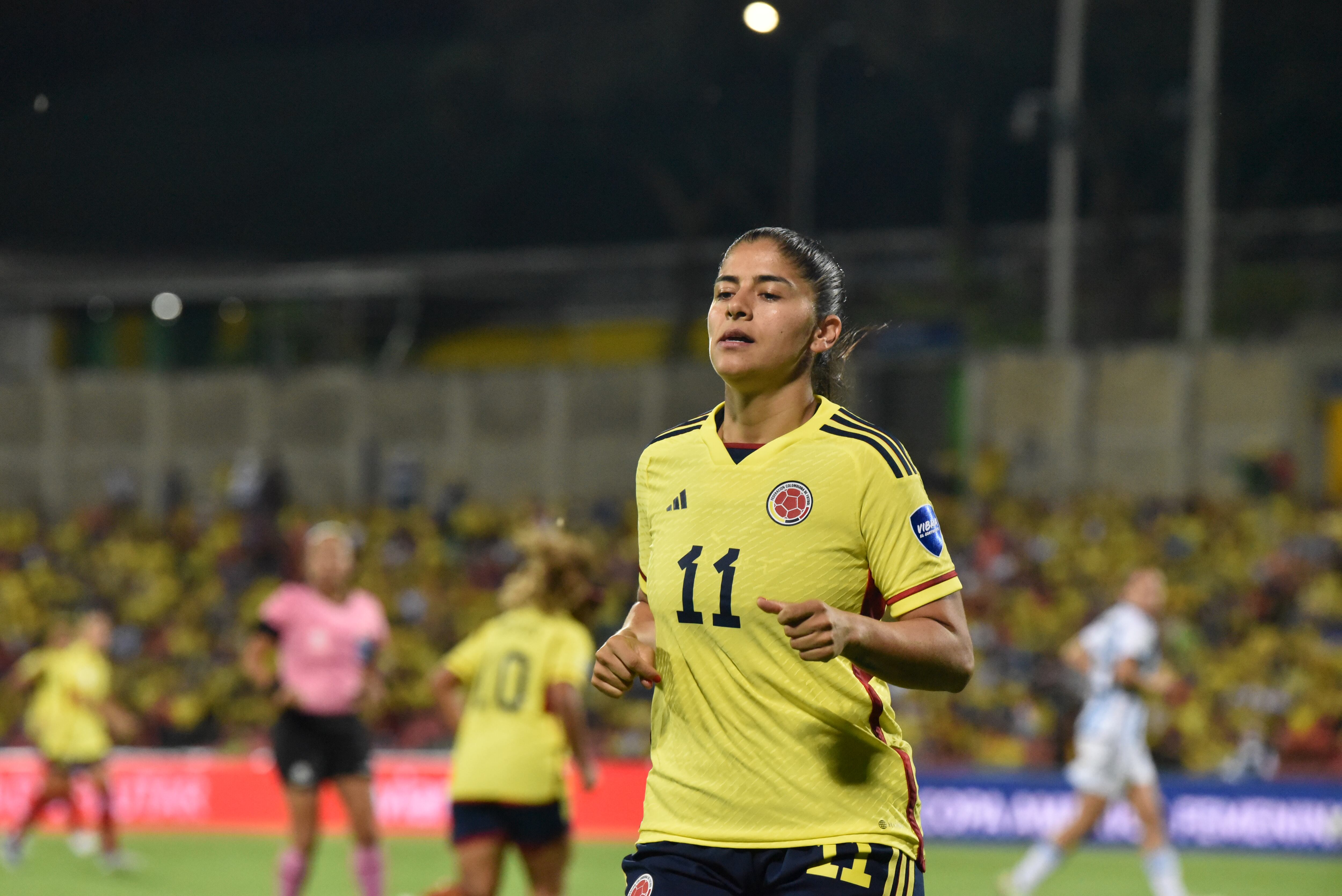 Catalina Usme jugadora de la Selección Colombia y una de las capitanas del equipo