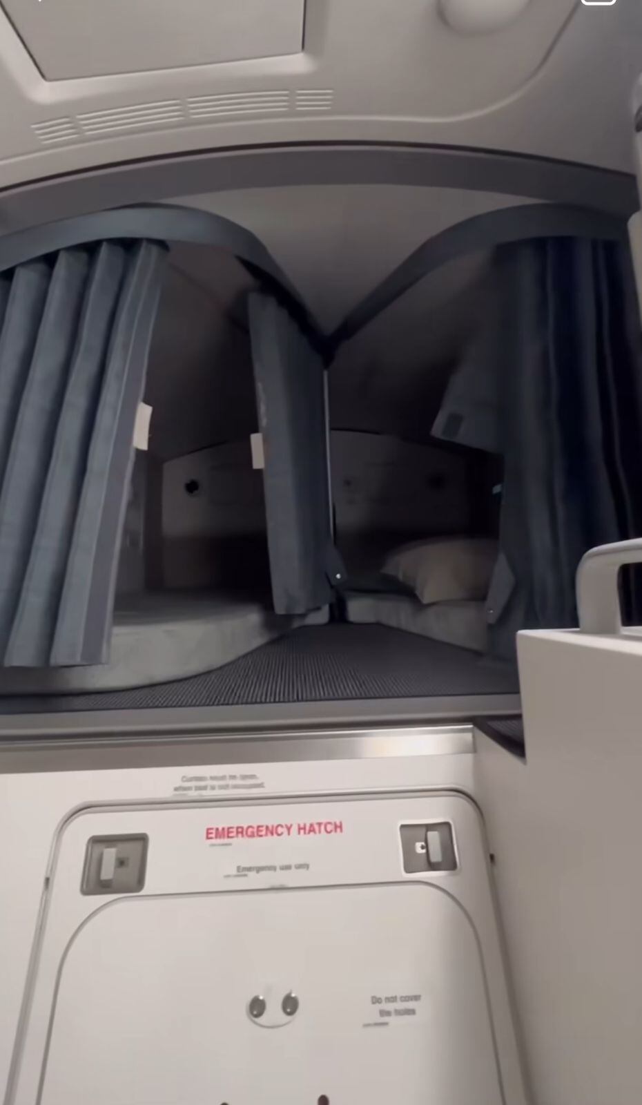 La sala de descanso está conformada por dos literas