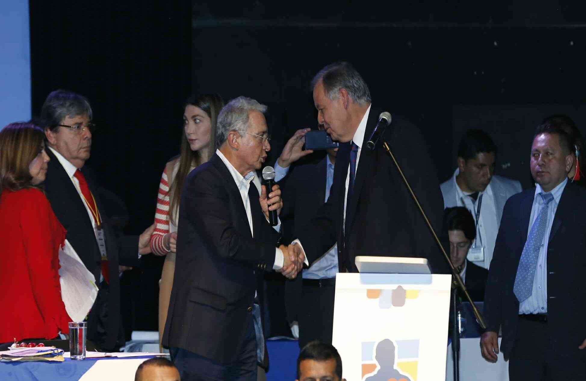 El senador Álvaro Uribe y el exprocurador Alejandro Ordoñez.