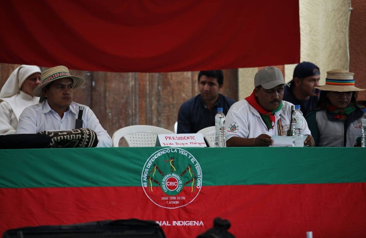 Iván Duque dejó la silla vacía y no se reunió con los indígenas para dialogar sobre los acuerdos establecidos. FOTO: Esteban Vega
