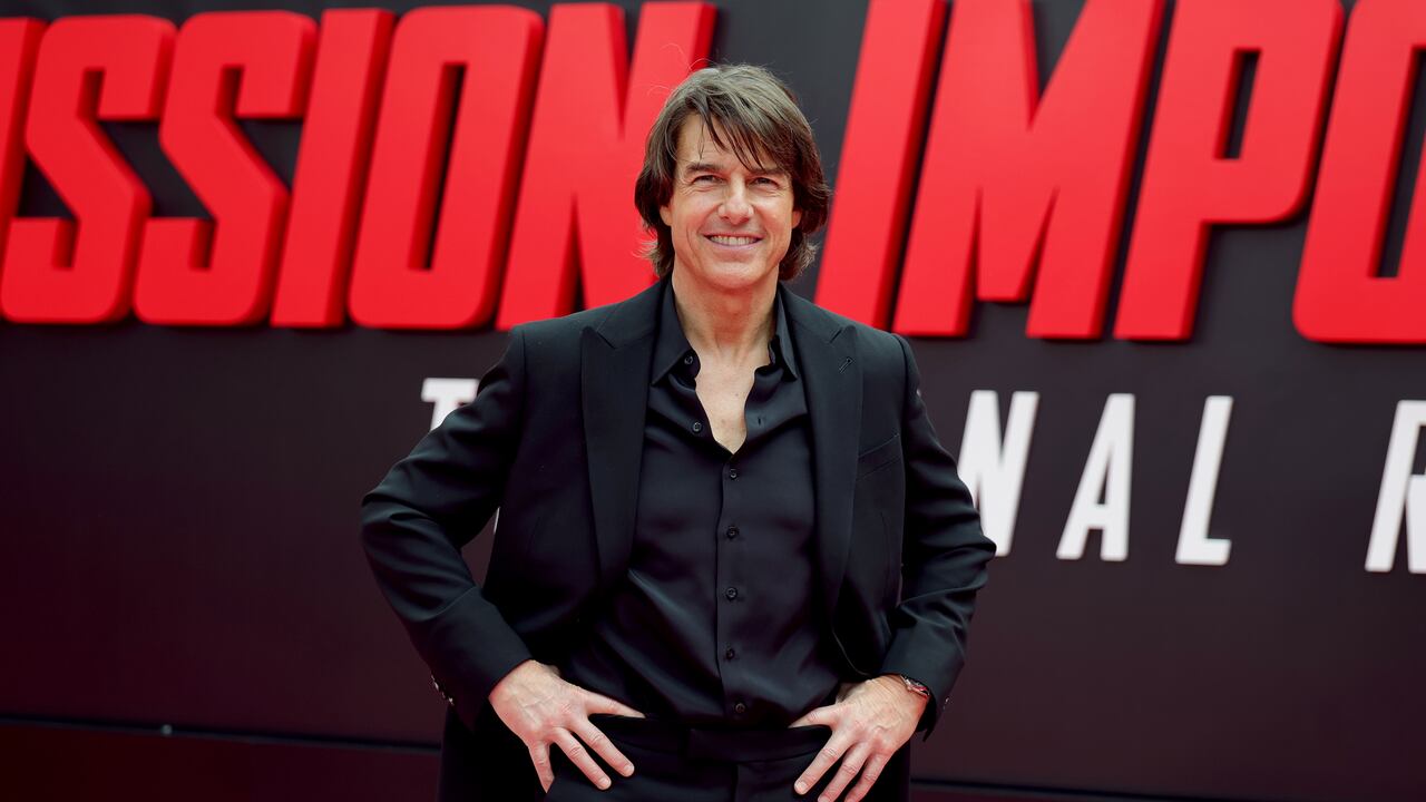 NUEVA YORK, NUEVA YORK - 18 DE MAYO: Tom Cruise asiste a la premiere en Nueva York de "Misión: Imposible – El Juicio Final" en el Lincoln Center el 18 de mayo de 2025 en la ciudad de Nueva York.