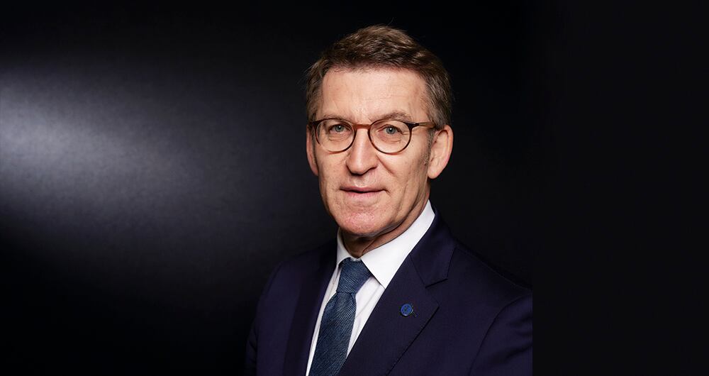 “Tenemos un proyecto que buscará recuperar la concordia en nuestro país con una política que una y no enfrente, y que deje atrás la crisis institucional y la mala situación económica que nos lega este Gobierno”.