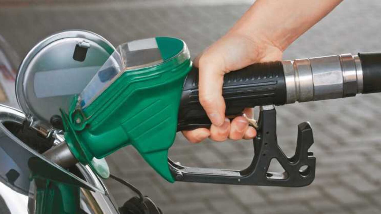 El precio del galón de gasolina para las 13 ciudades principales del país quedó en 9.133 pesos