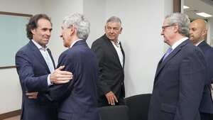 Federico Gutiérrez se reunió con el Consejo Gremial Nacional.