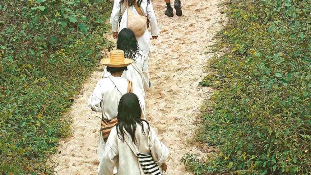 El Estado reconoció que hay en su territorio distintas visiones y maneras de ver el mundo. Ahora los pueblos indígenas invitan a los colombianos a que se reconozcan en ese sistema.