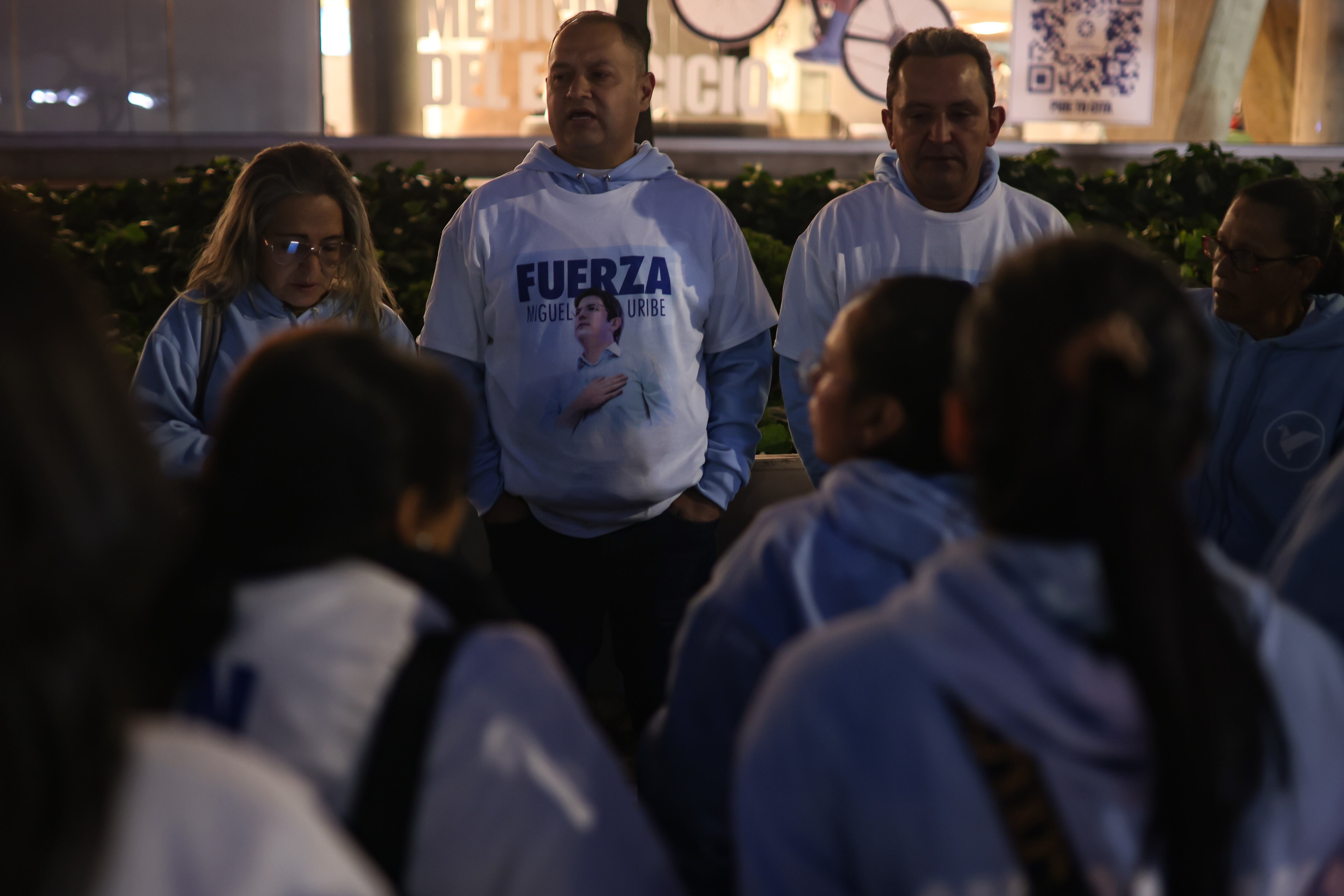 Jornada de oración por la salud de Miguel Uribe Turbay, en la Fundación Santa Fe.