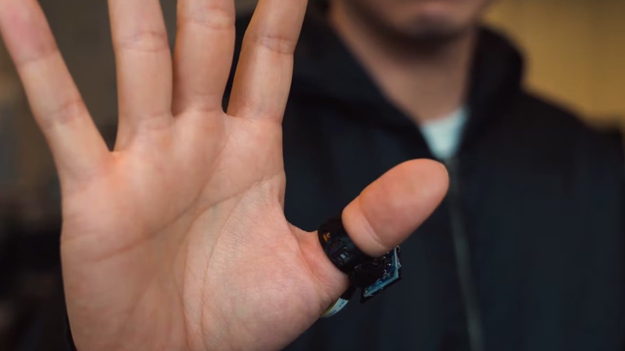 El anillo de IA SpellRing.