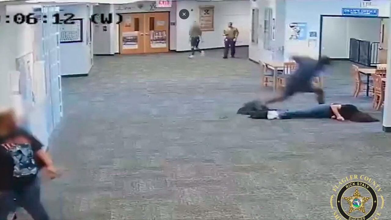 Estudiante de EE.UU. propina paliza a profesora porque le quitó su Nintendo Switch.