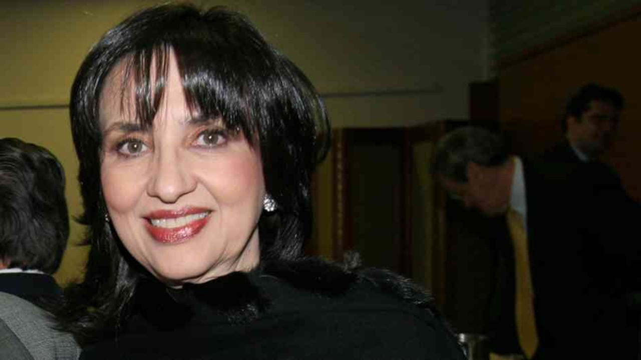 Blum se destacó en el Congreso, en el 2005 se convirtió en la primera mujer en ser elegida presidenta del Senado.